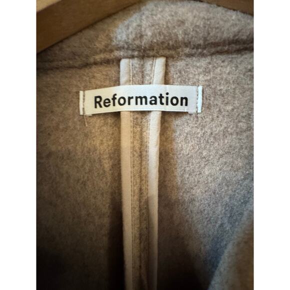 REFORMATION - Greenwich belted wool-blend coat Women’s Jacket - Picture 4 of 8